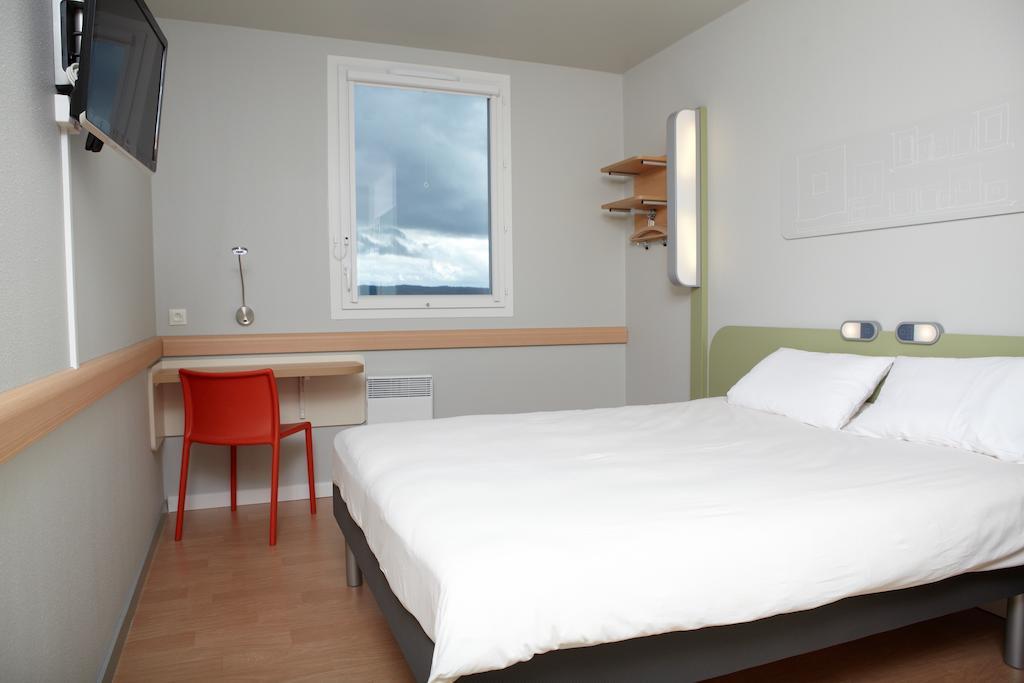 Ibis Budget Pontarlier Room photo